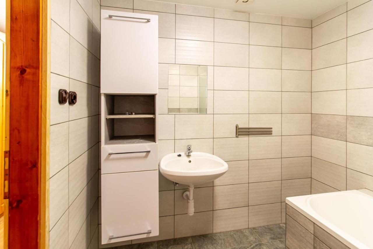 Deli Terasz B Apartman Free Parking, Self-Check-In Anytime 기오르 외부 사진