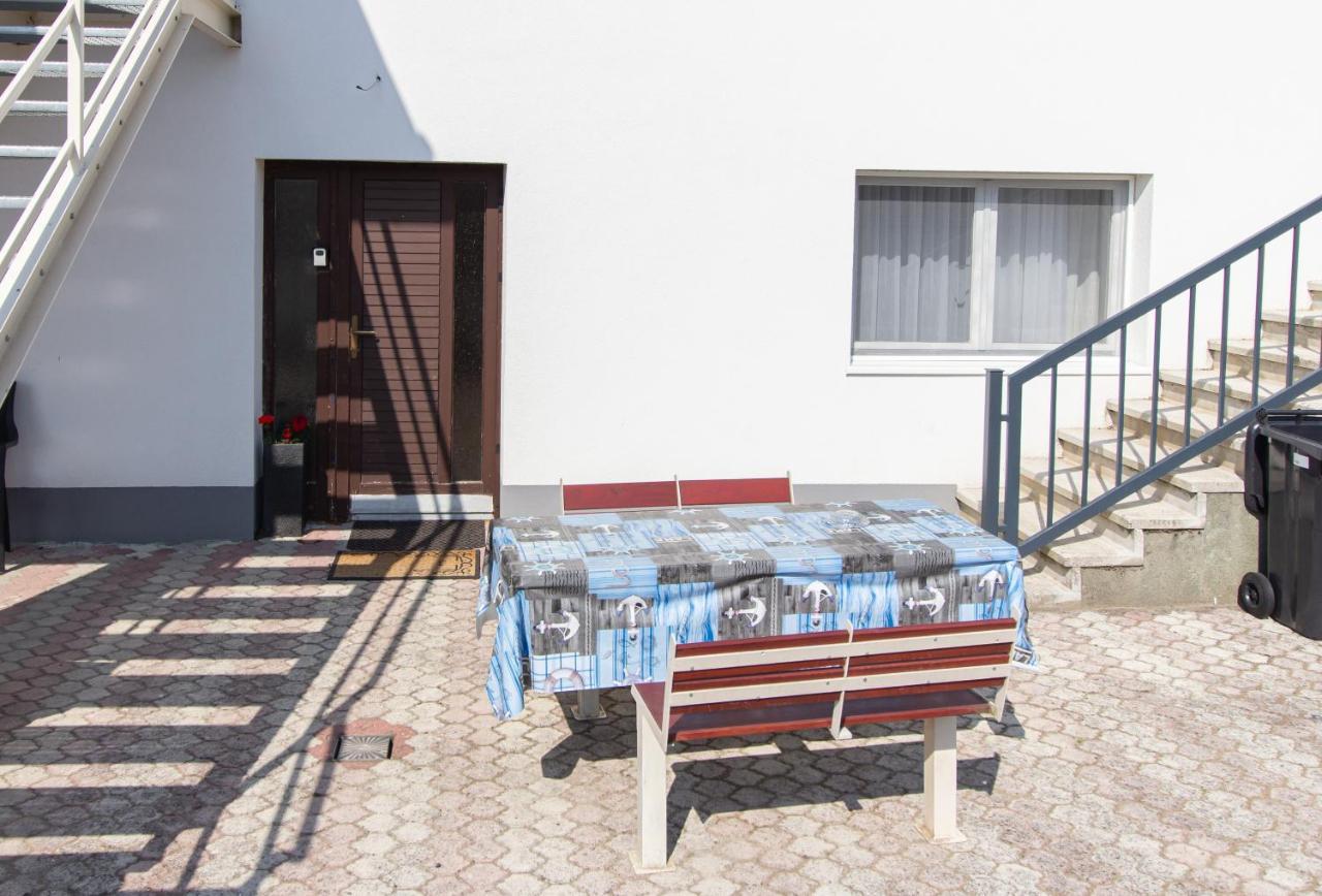 Deli Terasz B Apartman Free Parking, Self-Check-In Anytime 기오르 외부 사진